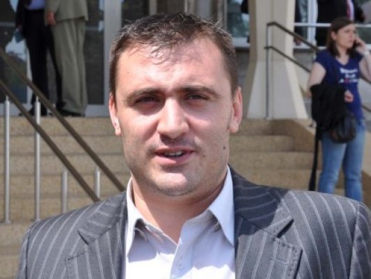 Palaz îi solicită prefectului Volcinschi să îşi facă singur plângere penală